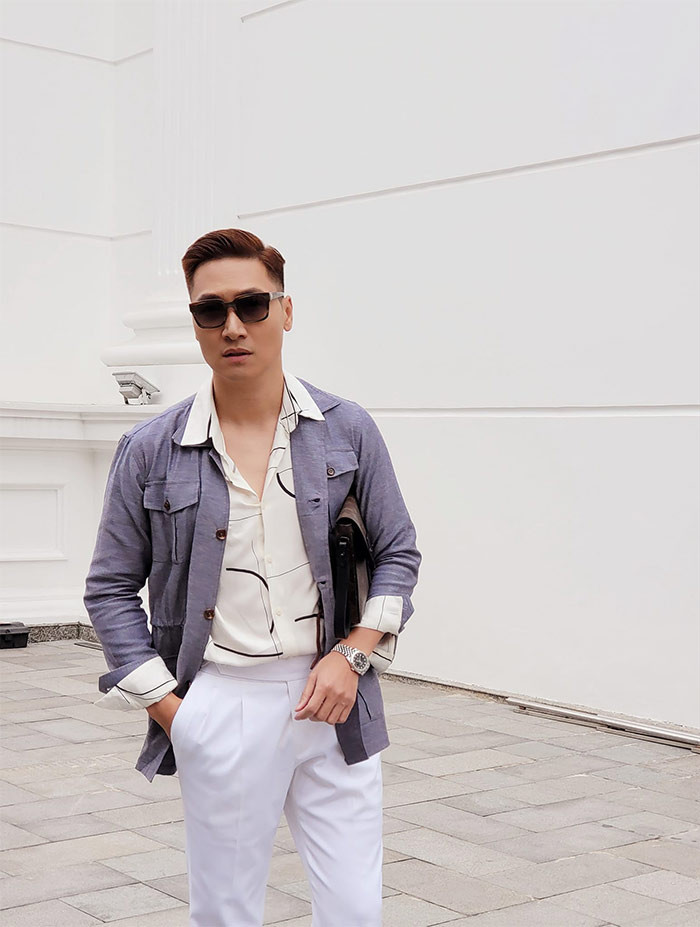 Mạnh Trường gây ấn tượng tốt với khán giả qua hai vai tổng tài: Long - thiếu gia đào hoa, giỏi giang trong Hương vị tình thân và vai Quy trong Đừng nói khi yêu.