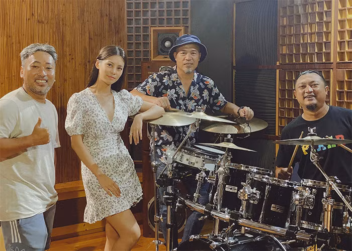 Theo Bùi Lan Hương, bạn trai cô là người tử tế, rộng lượng, dễ chịu.