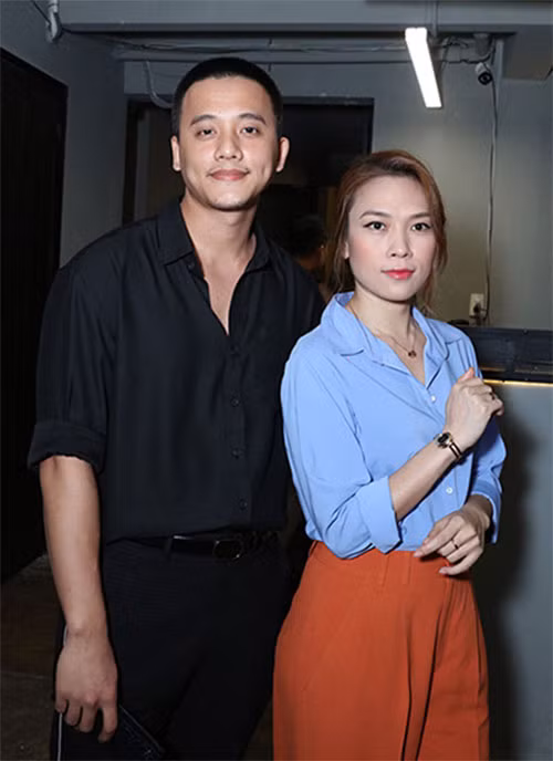 Chàng trai trẻ được "đẩy thuyền" với Mỹ Tâm nhiều nhất là Mai Tài Phến. Sau nhiều lần hợp tác trong MV "Đừng hỏi em" và dự án điện ảnh “Chị trợ lý của anh”... , giọng ca "Tóc nâu môi trầm" bị nghi ngờ hẹn hò với nam diễn viên điển trai. (Ảnh: NLĐ)