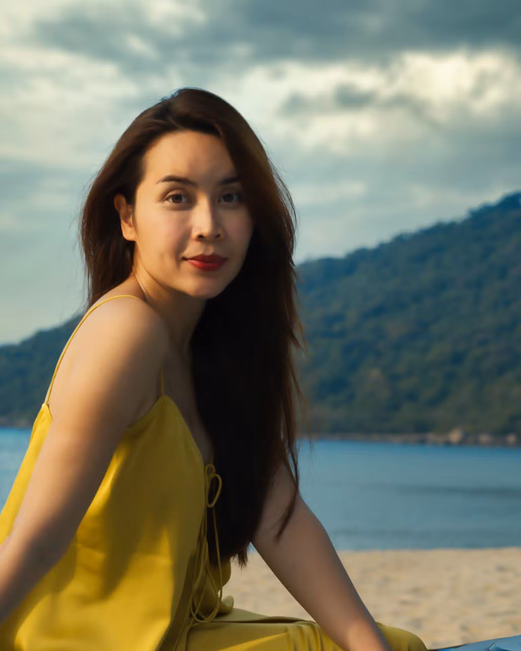 Chia sẻ trên Dân Trí, Lưu Hương Giang cho biết quá trình ghi hình show vất vả, đi sớm về khuya thời gian qua cũng khiến cô giảm cân.