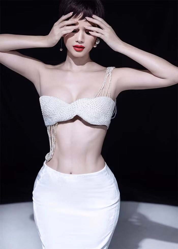 Người đẹp quê Gia Lai dừng chân ở Top 5 Hoa hậu Hoàn vũ Việt Nam 2022 cùng với giải phụ Best Introduction và "Người đẹp Thời trang".