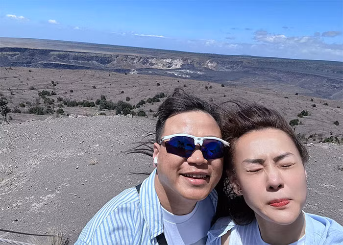 Người đẹp quê Hà Nam cho biết, trước khi quen chồng, cô là người lười đi du lịch, chỉ thích ở nhà khi không có lịch làm việc.