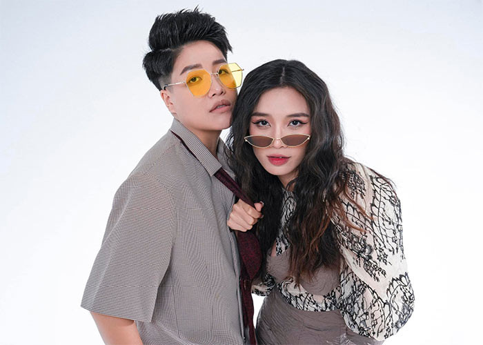 "Tôi khẳng định giữa mình và Tú Tri không hề có sự xuất hiện của người thứ 3, không có phản bội hay lừa dối gì nhau cả. Toàn bộ các thông tin trên mạng xã hội hiện tại là vu khống, bịa đặt...", Yunbin viết.