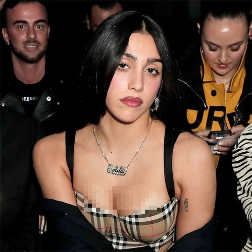 Năm 2010, Leon và mẹ sáng lập ra thương hiệu thời trang dành cho tuổi teen và bán độc quyền tại các cửa hàng Macy. (Ảnh: Getty Images)