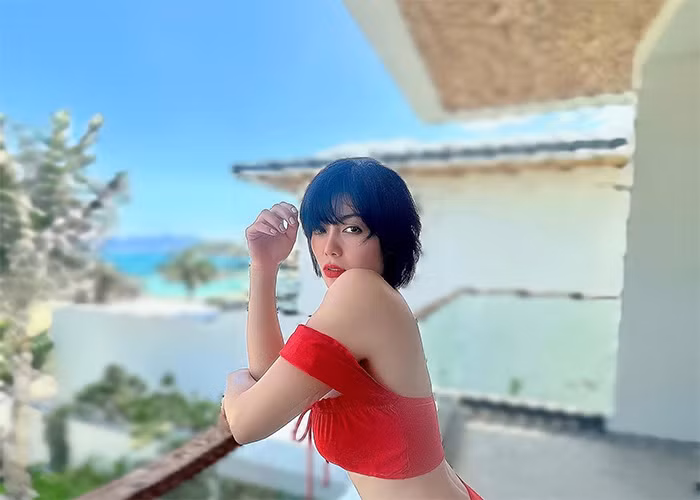 Ở tuổi 35, là mẹ của hai con, Thanh Hương vẫn sở hữu body với số đo ba vòng "hết nước chấm".