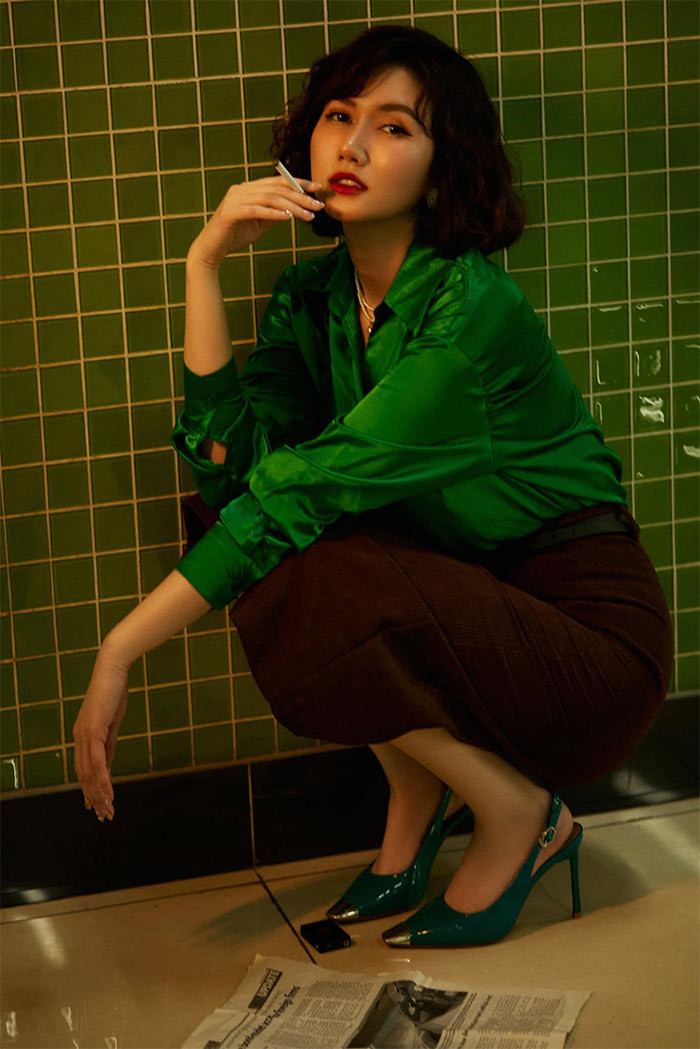 Kiểu tóc ngắn lại càng khiến nữ diễn viên "Món quà của cha" trẻ hơn so với tuổi.