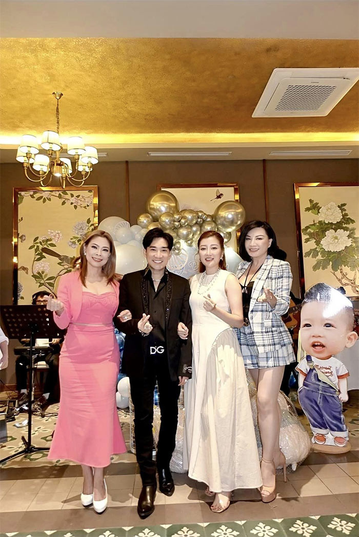 Trizzie Phương Trinh và Mai Linh cư xử với nhau thân thiết như hai chị em chứ không như người mới, người cũ của Bằng Kiều.