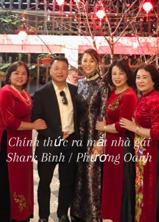 Tết Nguyên đán năm 2023, Phương Oanh đưa bạn trai về ra mắt gia đình. (Ảnh: TikTok Gấu trúc)