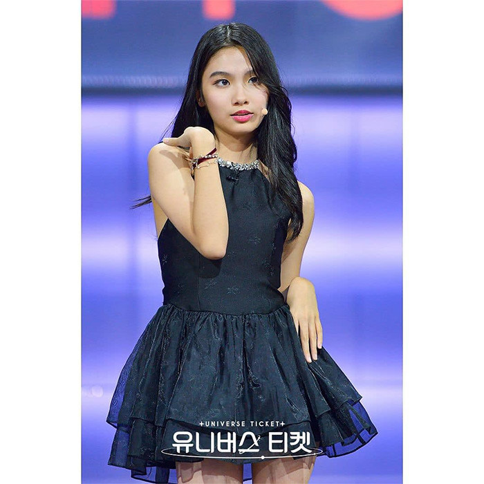 Linh Đan tham gia "Universe Ticket" của SBS, cạnh tranh cùng 81 thí sinh khác để giành suất debut trong nhóm nữ dự án hoạt động 2 năm rưỡi.