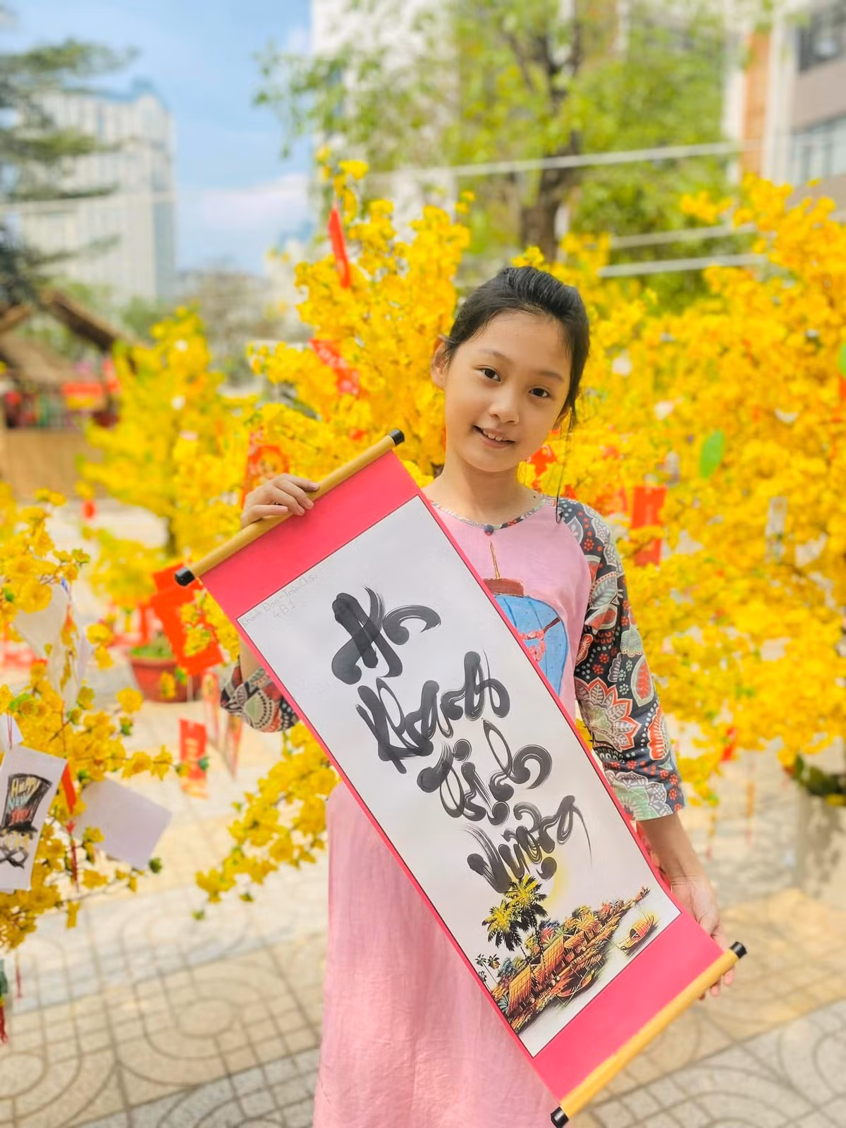 Có mẹ sở hữu chiều cao 1m80, còn bố là 1m86, nên dễ hiểu khi con gái Hương Giang được thừa hưởng "gen trội" từ bố mẹ.