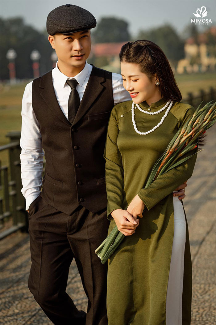 Nam diễn viên Duy Hưng, người đóng vai Hiếu trong phim "Làng trong phố" đang hạnh phúc với cuộc sống hôn nhân cùng vợ và con trai.