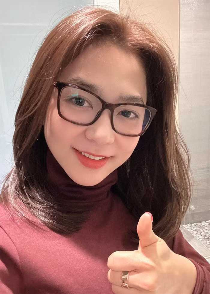 Nữ ca sĩ 35 tuổi cho biết, cô và đại gia Thắng Ngô kết thúc mối quan hệ gần một năm nay. Cô trở về sống độc thân nhưng đến nay mới công bố thông tin.