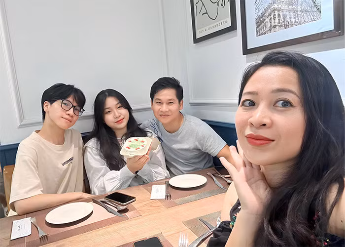 3 “ông hoàng nhạc đỏ” Trọng Tấn, Đăng Dương, Việt Hoàn giờ thế nào? 3 “ong hoang nhac do” Trong Tan, Dang Duong, Viet Hoan gio the nao?