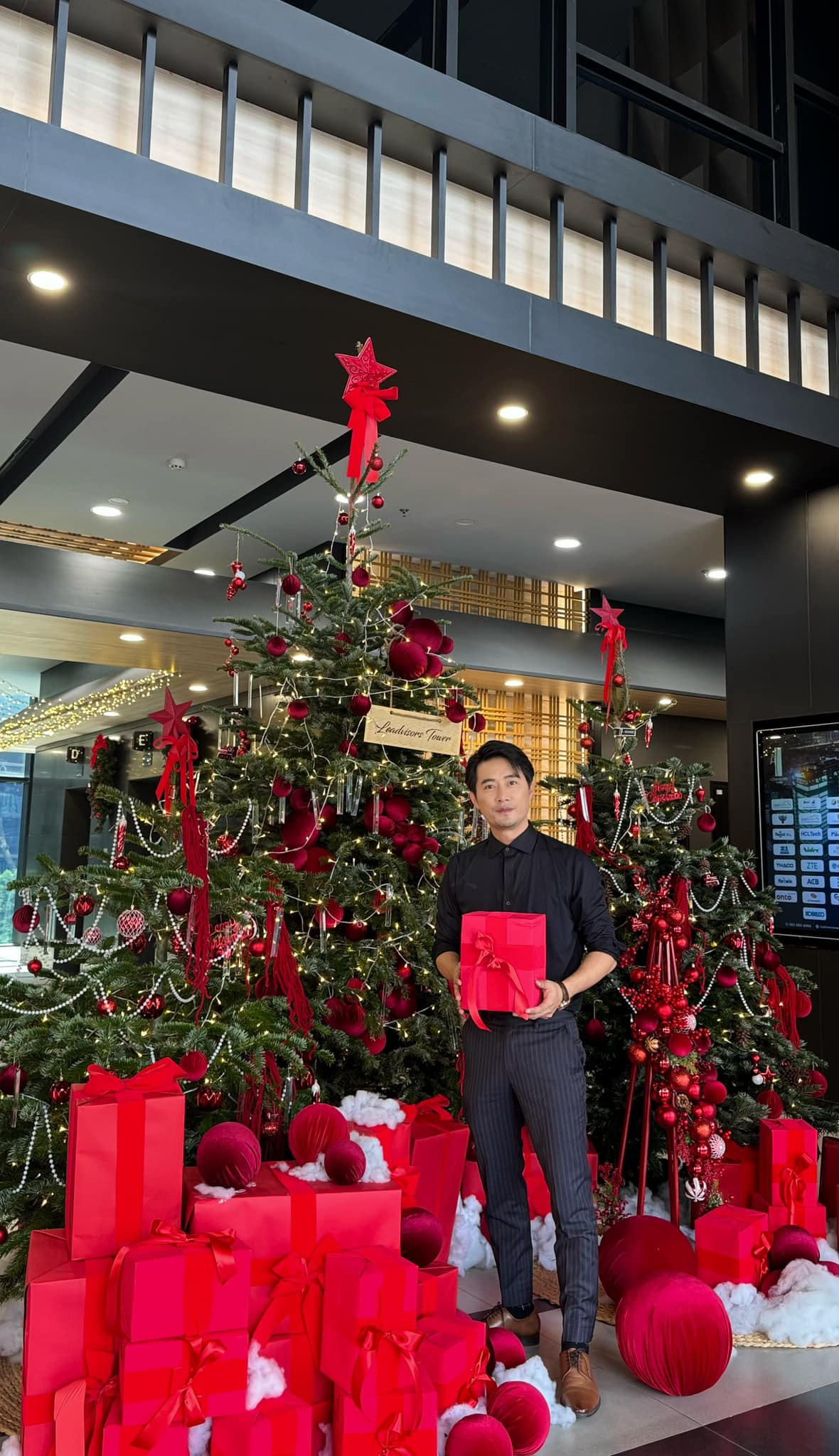 Sự trở lại của diễn viên Khôi Trần được khán giả đón nhận.