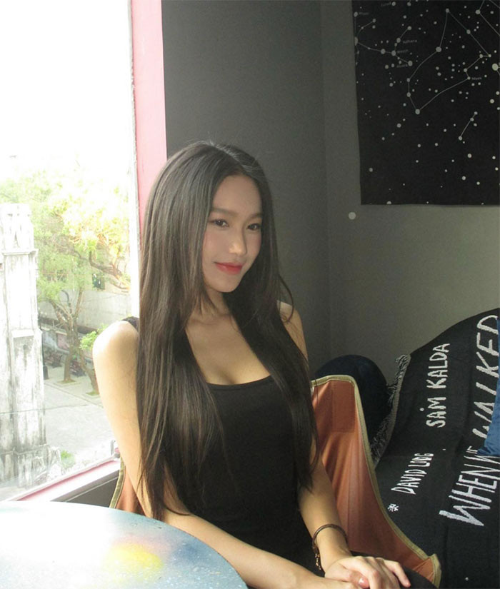 Doãn Hải My sở hữu body rất nóng bỏng, vòng nào ra vòng đó.