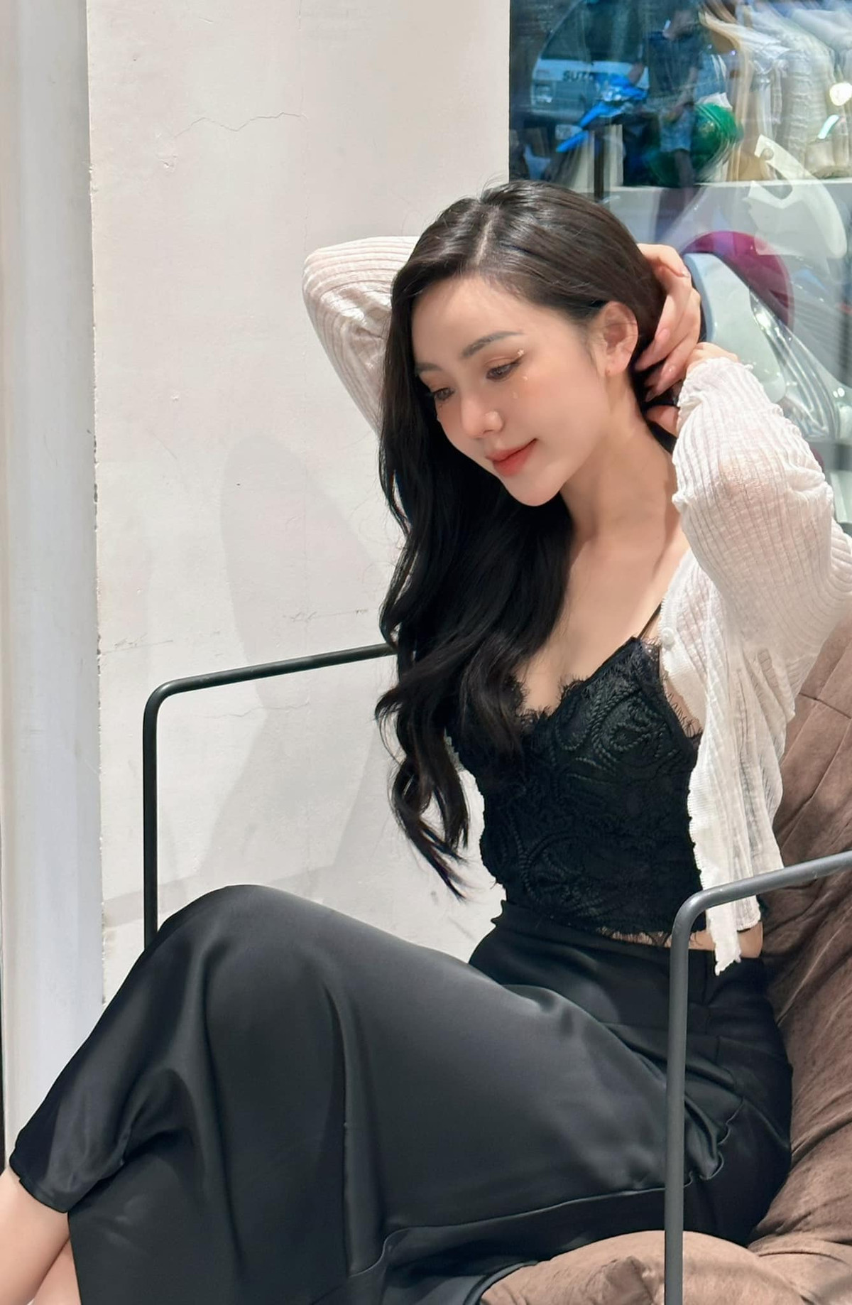 Được biết, phương pháp KetoX - sự kết hợp giữa hai chế độ Keto và Detox - mà Quỳnh Kool đang áp dụng được loạt sao Việt lựa chọn để giảm cân, siết eo như siêu mẫu Thanh Hằng, Trương Ngọc Ánh...