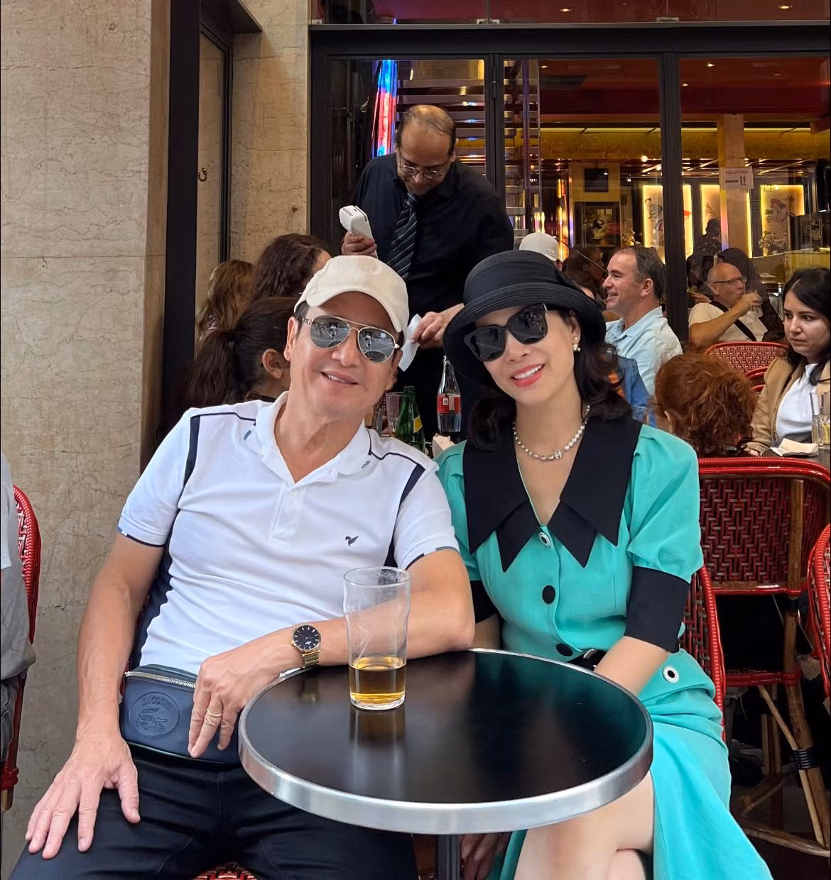 5 năm gắn bó bên nhau, Chí Trung và bạn gái được khen ngày càng xứng đôi.