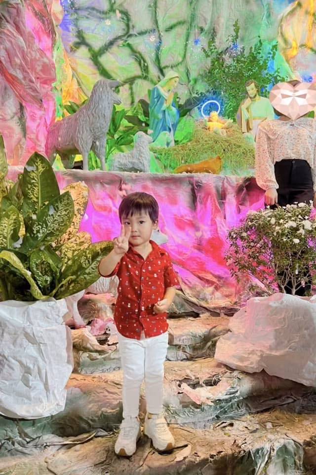 Những bức ảnh, khoảnh khắc đáng yêu của Bo trên trang cá nhân nhận được nhiều sự yêu thích, hưởng ứng từ cư dân mạng.