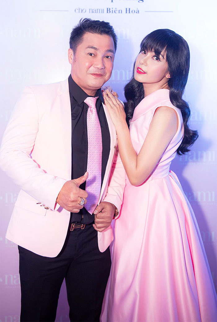 Hai người vẫn thỉnh thoảng cùng nhau đi dự sự kiện. (Ảnh: FBNV)