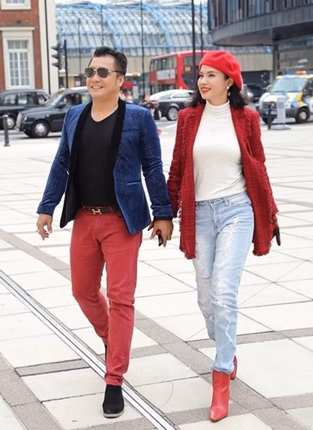 Cả hai vẫn là một cặp đẹp đôi và gây chú ý mỗi khi xuất hiện. (Ảnh: Người đưa tin)