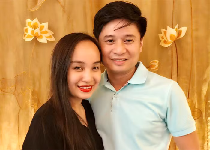 Cặp vợ chồng nghệ sĩ thường rủ nhau đi xem phim, nghe nhạc, để hâm nóng tình cảm. Có thời gian rảnh là cả gia đình lại đi du lịch cùng nhau rất vui vẻ.