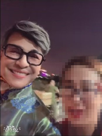 Chồng cũ của nghệ sĩ Xuân Hương tự tin xuất hiện ở sự kiện hậu "tân trang nhan sắc".