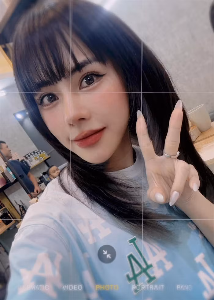 Trước khi đến với Huỳnh Anh, Bạch Lan Phương đã có một con gái riêng. Hiện cô và bạn trai chuẩn bị đón con chung đầu lòng vào tháng 4/2024.