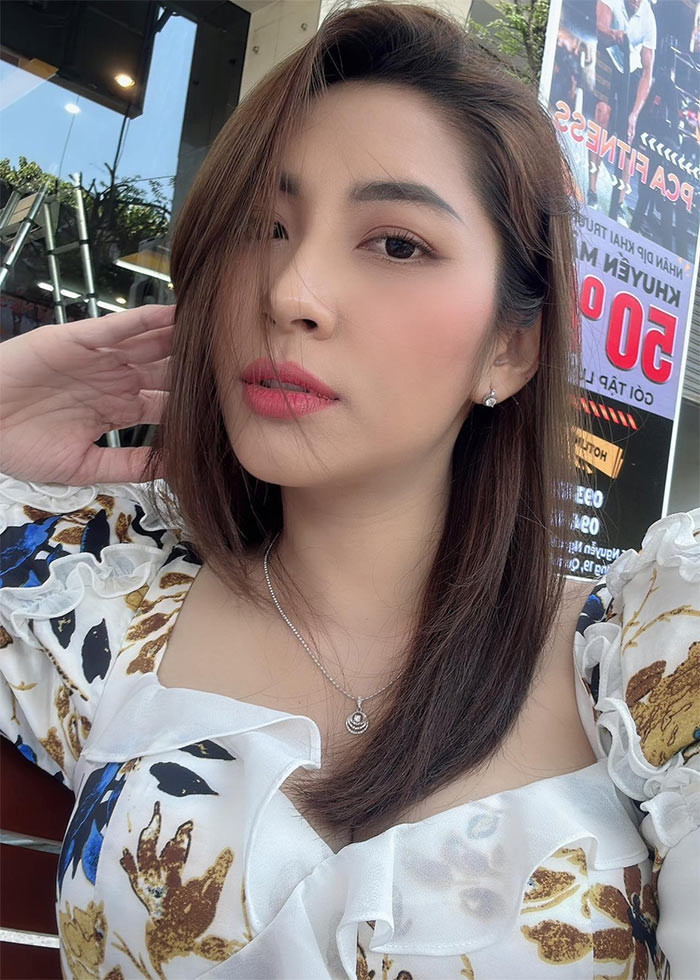 Nhìn Hoa hậu Đại dương Việt Nam 2014 của hiện tại không ai nghĩ có thời kỳ cô đã bị xuống sắc như cách đây ba năm.