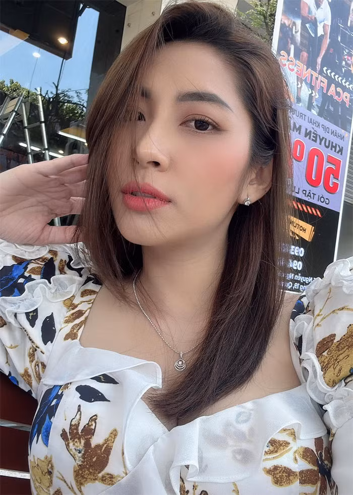 Nhìn Hoa hậu Đại dương Việt Nam 2014 của hiện tại không ai nghĩ có thời kỳ cô đã bị xuống sắc như cách đây ba năm.