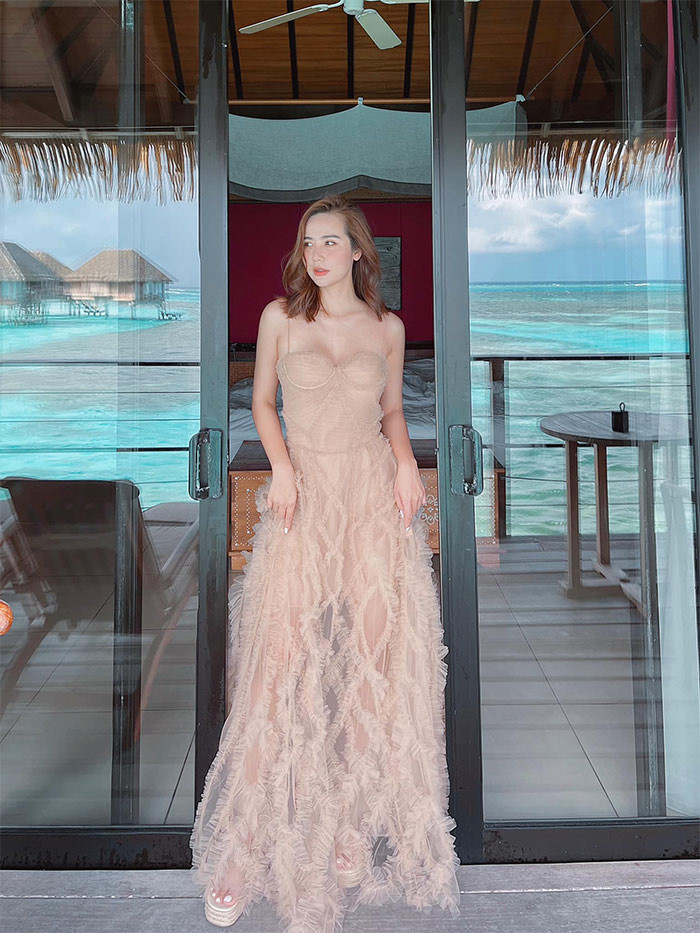 Bà mẹ một con đã rất chăm chút vóc dáng, làn da, chế độ ăn để có được ngoại hình tươi trẻ nhất khi vào vai Dương.