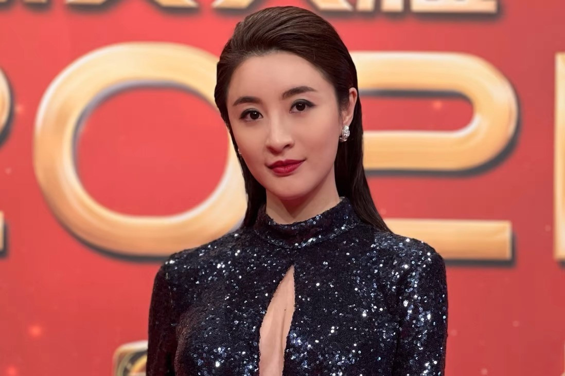 Nữ diễn viên từng tham gia nhiều bộ phim như: "Thừa thắng truy kích", "Nghịch duyên", "Mười hai truyền thuyết"... Năm 2021, vai nữ chính trong phim "Battle of the Seven Sisters" (Thất tiên nữ) giúp Lâm Hạ Vy giành giải Nữ diễn viên chính xuất sắc nhất tại Lễ trao giải TVB.