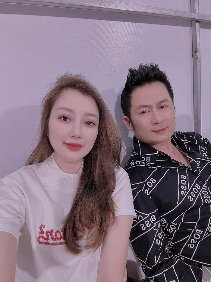 Giữa năm 2022, Bằng Kiều công khai bạn gái mới và con trai thứ tư tên Bằng Nguyên (Benly).