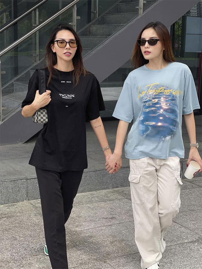 Style của hai nàng huấn luyện viên The Face Vietnam luôn tương đồng nhau dù là đi sự kiện hay ngoài đời thường.