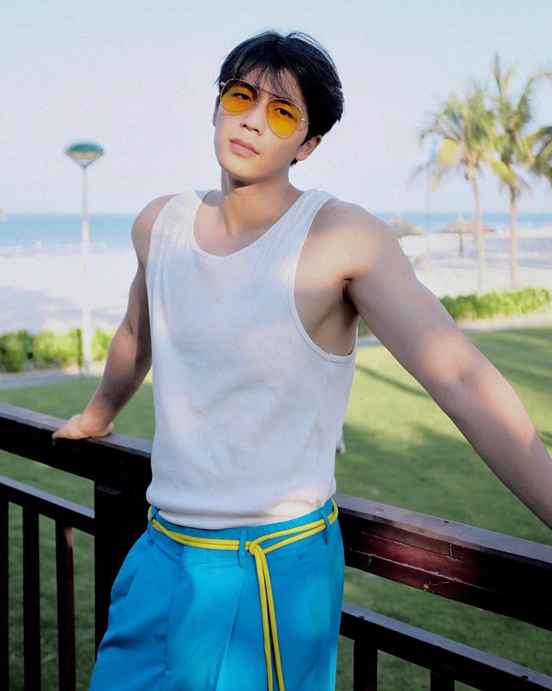 Quốc Anh "đốn tim" fan nữ bởi vẻ ngoài điển trai được ví như tài tử Hàn Quốc.