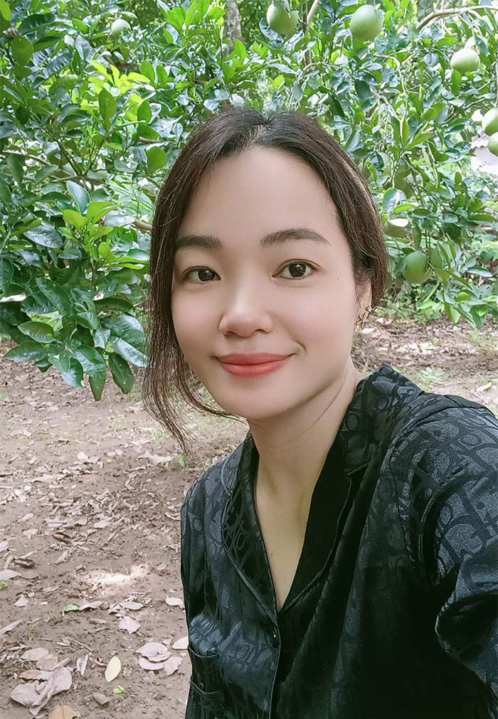 Cận nhan sắc vợ trẻ của nghệ sĩ Phú Đôn.