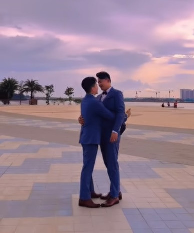 Thời gian qua, cặp đôi đồng giới nhận được nhiều sự quan tâm từ người hâm mộ khi công khai chuyện tình đồng giới sau 6 năm quen biết.