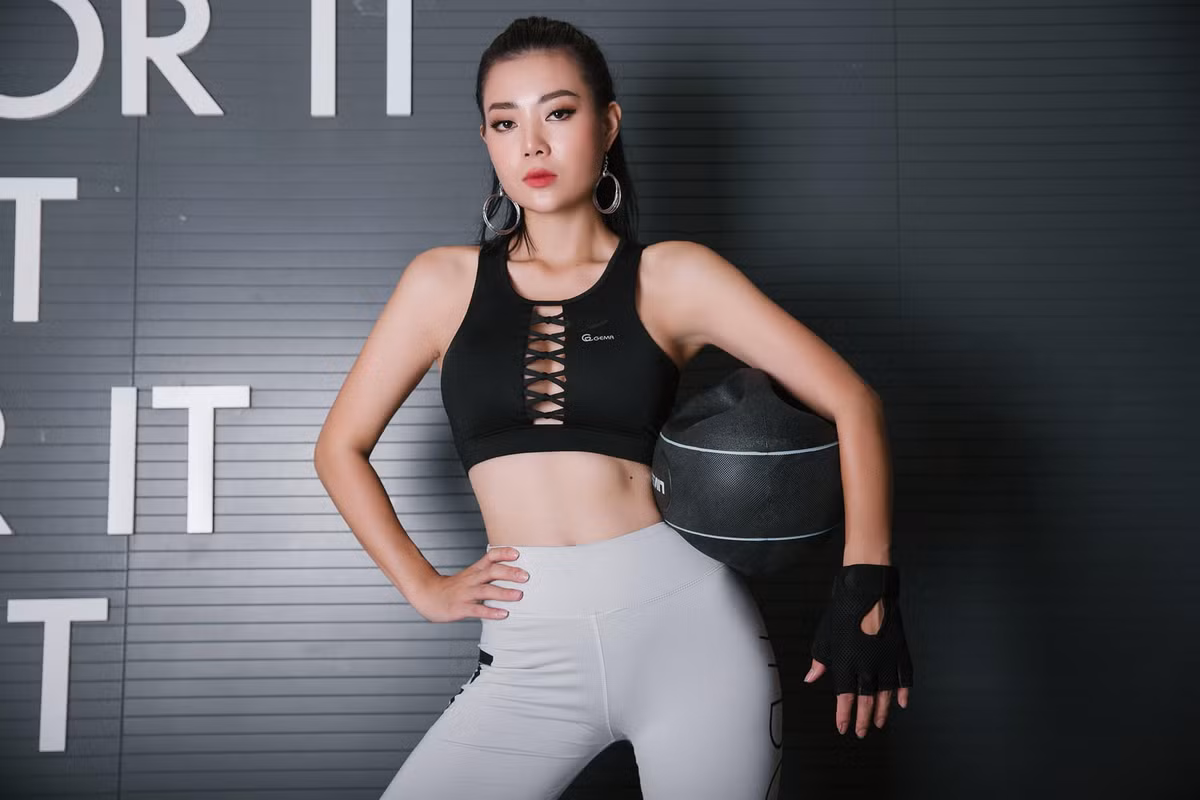 Từng là một vận động viên thể thao nên Thanh Hương biết cách luyện tập duy trì vóc dáng đẹp và khỏe khoắn.