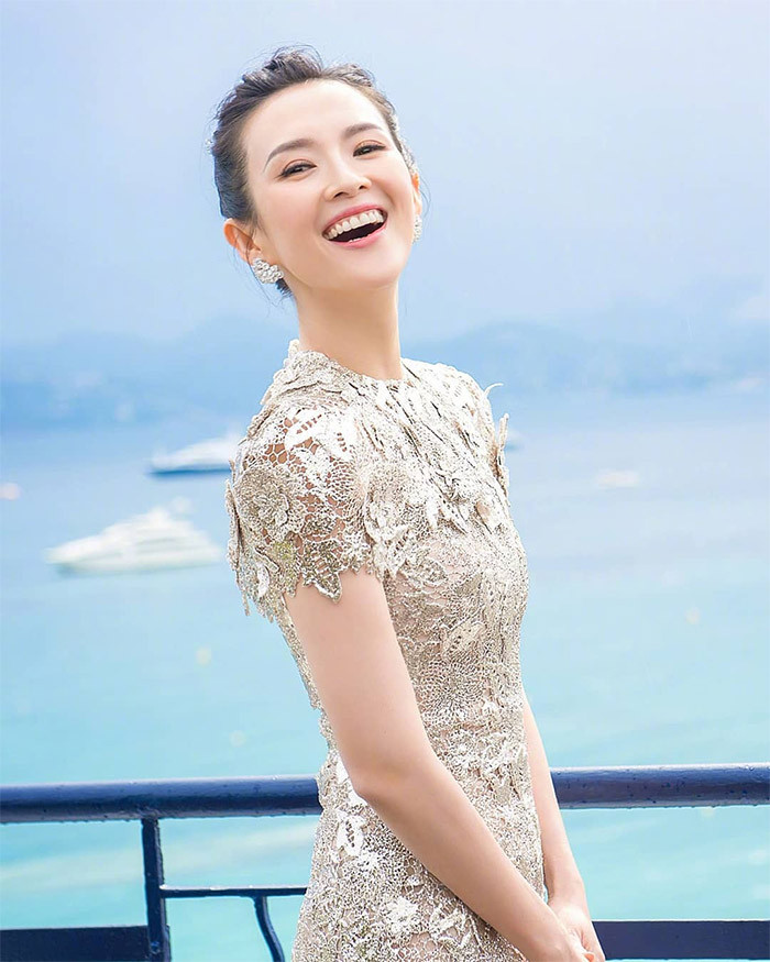 Nàng Hoa đán nhận được nhiều lời khen bởi vẻ ngoài trẻ trung, tươi tắn. (Ảnh: Instagram)