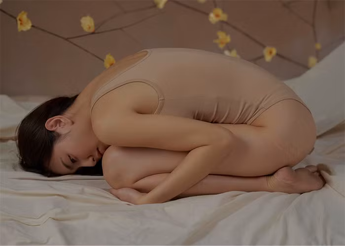 "Người ta thường nhận định, hoa hậu là phải đẹp toàn diện, nhưng mọi người thấy đó, Tiên không hoàn hảo và những điều không tự tin đó đã giúp Tiên có được ngày hôm nay, luôn yêu thương và sẻ chia. Quá khứ vẫn ở đó, những khuyết điểm vẫn ở đó, chỉ là suy nghĩ về nó như thế nào là do sự lựa chọn của mỗi người - Tiên làm được và mọi người cũng sẽ làm được...", Thùy Tiên bày tỏ.