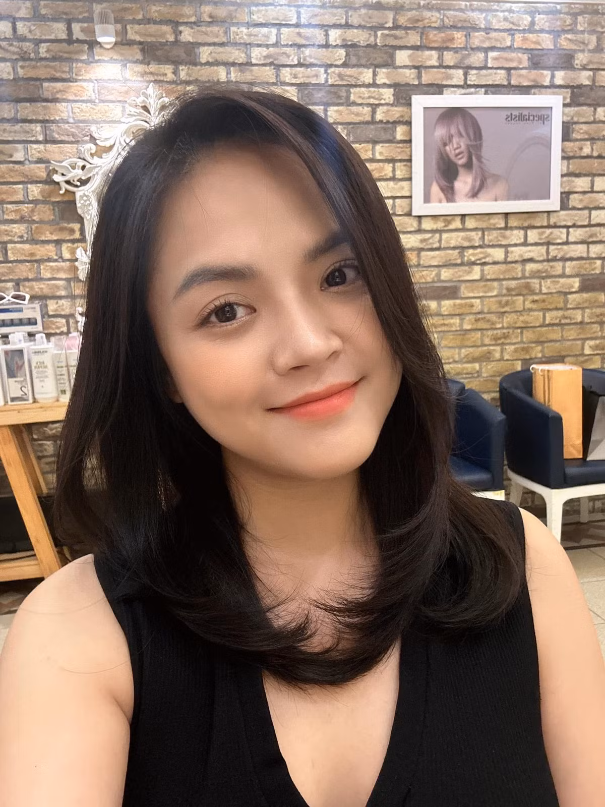 So với 5 năm trước khi đóng "Quỳnh búp bê", Thu Quỳnh được khen ngày càng xinh đẹp mặn mà.