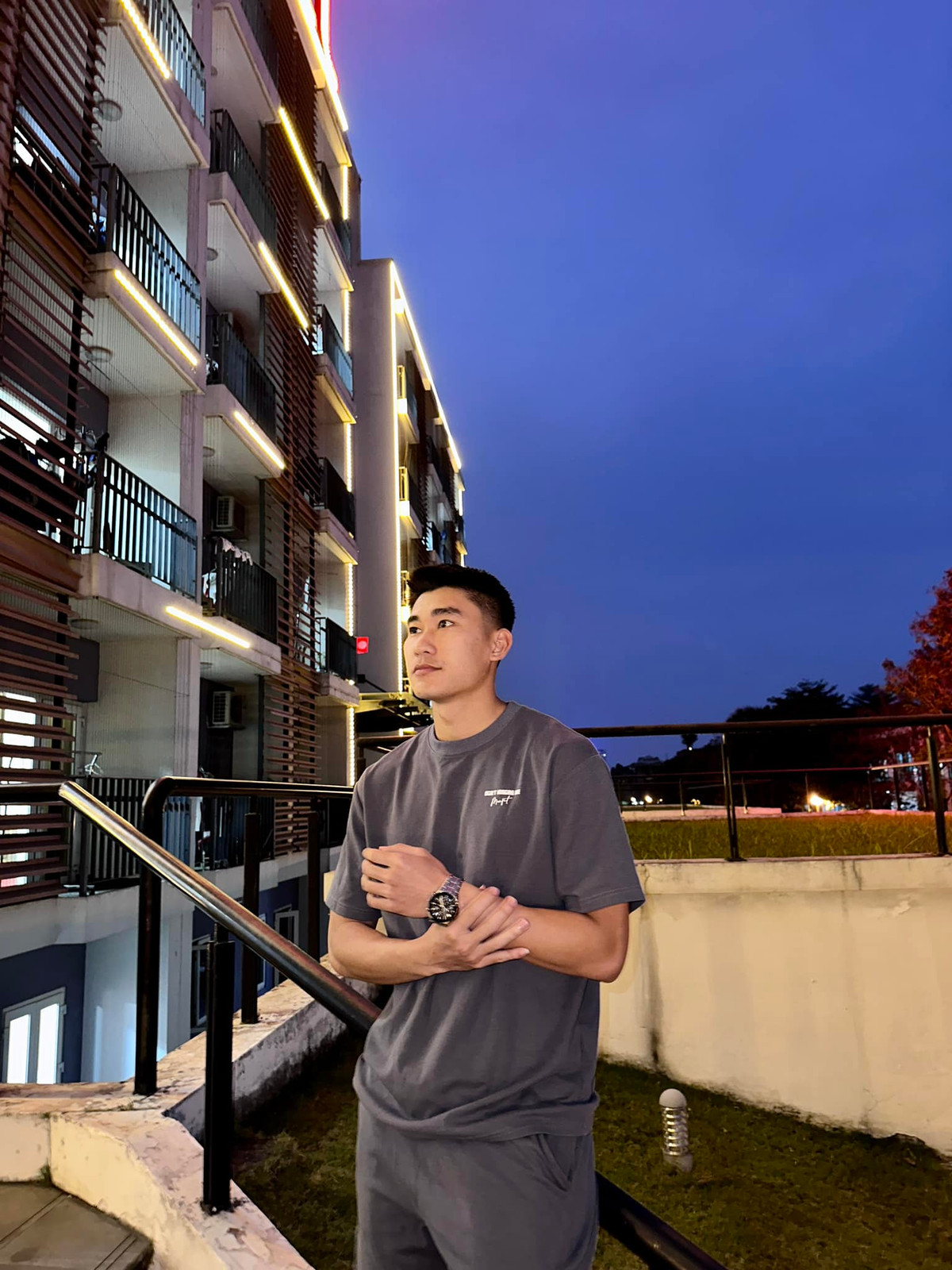 Chân sút điển trai "đốn tim" nhiều fan nữ.