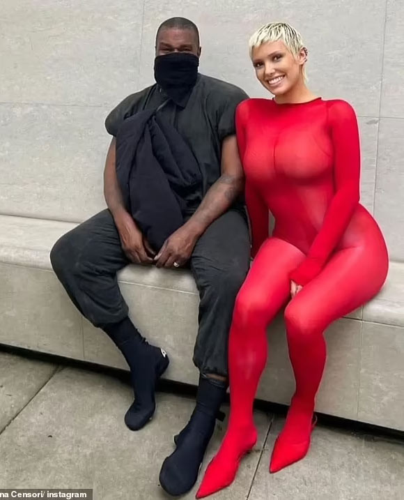 Tuy nhiên, nếu so về gu thời trang thì Bianca Censori kém xa so với Kim Kardashian. (Ảnh: Instagram)