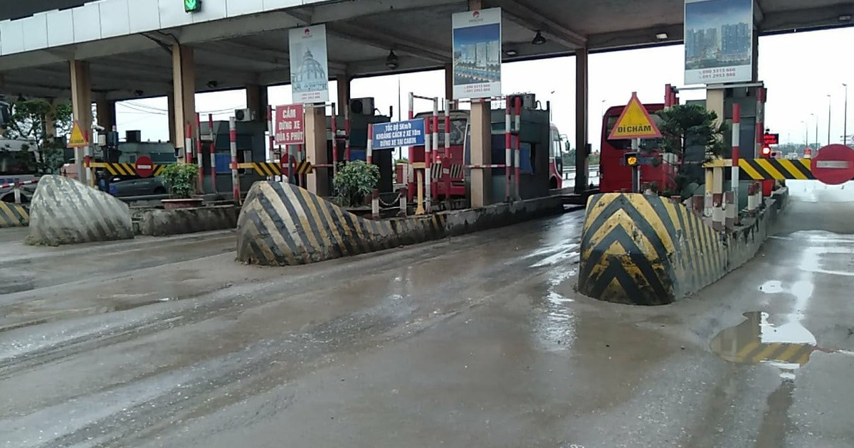 Sáng ngày 21/1/2019, đã là 1 tháng 3 ngày, BOT Bắc Thăng Long - Nội Bài (Hà Nội) vẫn đang phải xả trạm do gặp phải sự phản đối kịch liệt của cánh tài xế về việc thu phí hộ dự án xây dựng quốc lộ 2, đoạn tránh TP Vĩnh Yên (Vĩnh Phúc). Việc phản đối diễn ra từ ngày 18/12/2018.