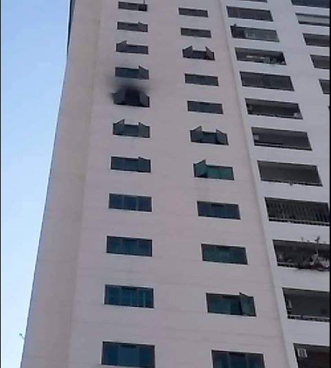 TPHCM: Chung cu My Duc chay du doi, cu dan hoang loan thao chay-Hinh-2