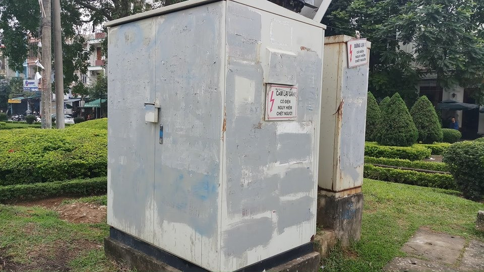 Sach tron cac bien quang cao “tin dung den” tai Thanh Hoa-Hinh-3