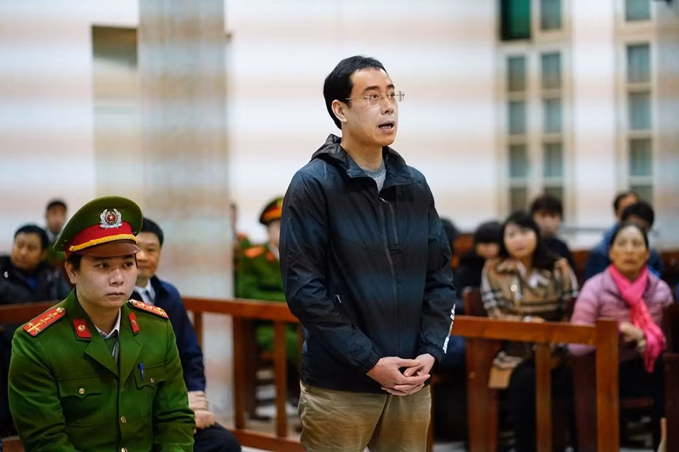 Bị cáo Vũ Mạnh Tùng (SN 1974, nguyên Phó Tổng Giám đốc Công ty BSR).