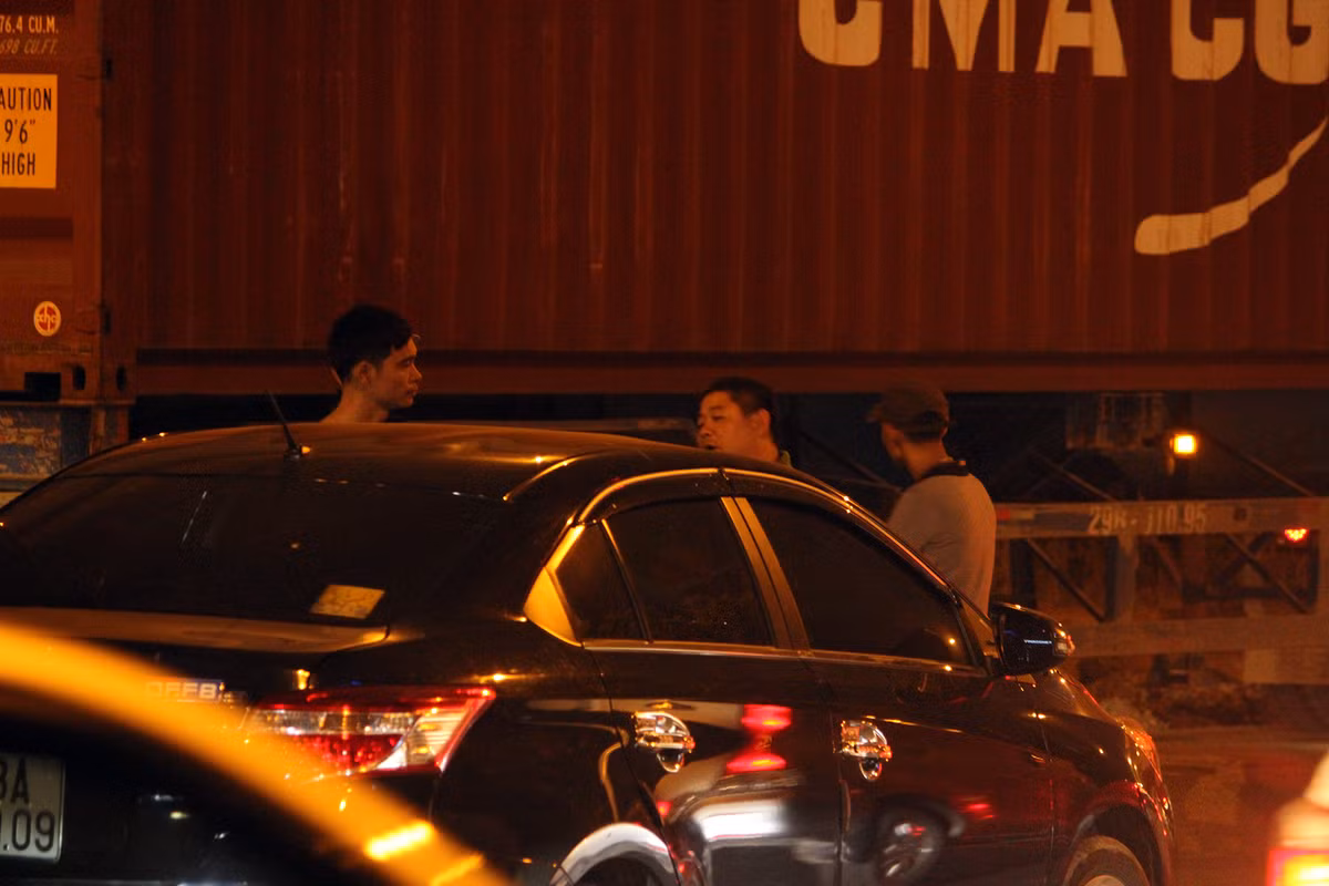 Chỉ cần xảy ra một vụ va chạm nhẹ thì giao thông càng bị ùn tắc kinh hoàng hơn.