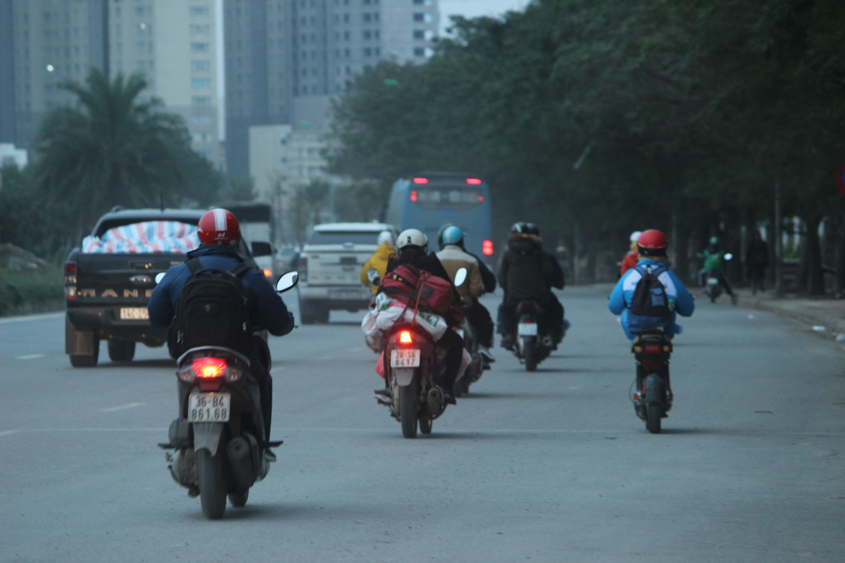Nhìn chung, một số tuyến đường cửa ngõ Thủ đô khá vắng vẻ trong chiều nay.