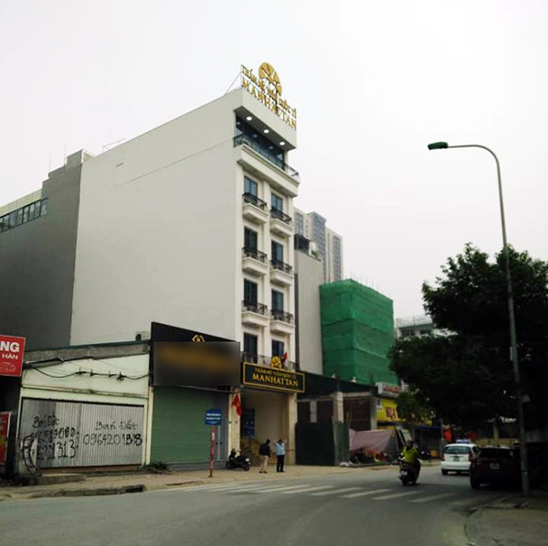 Dinh “phot” lien tuc, TMV Manhattan bi khach hang keu goi “cach mat”