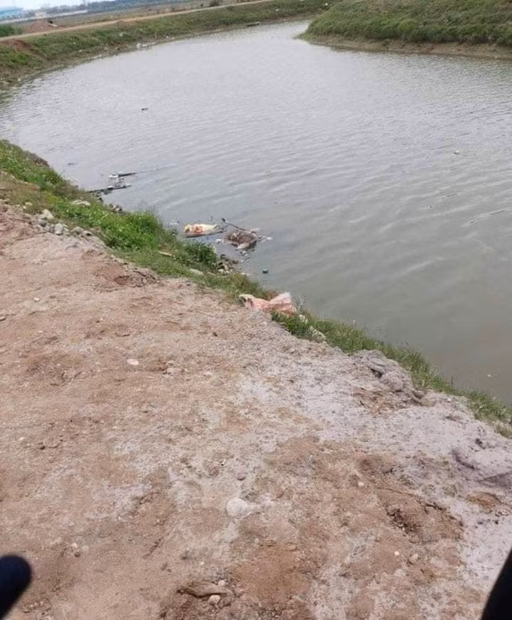 Thong tin moi nhat vu thi the bi troi tay tren song